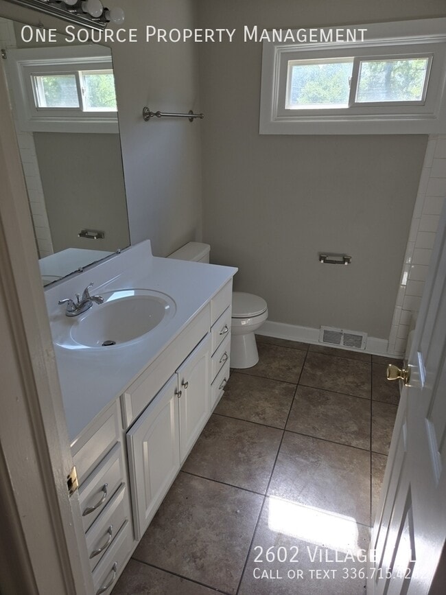 Building Photo - 2602 Village Trail NW