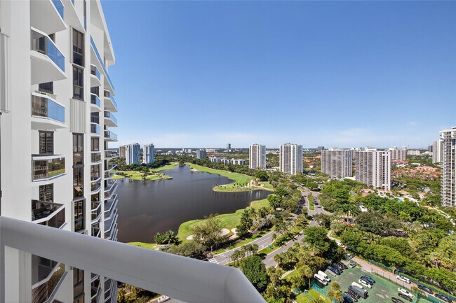 Building Photo - 20185 E Country Club Dr