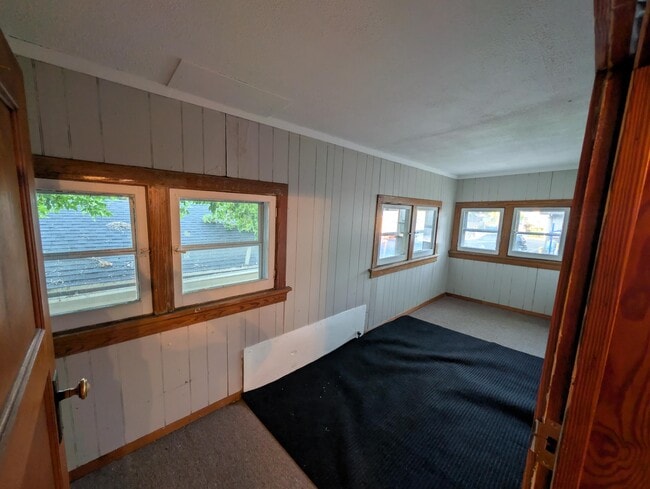 Building Photo - 1418 N 57th St