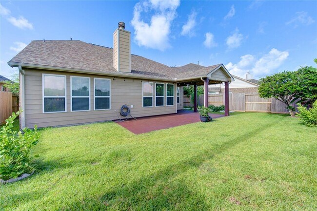 Building Photo - 6907 Stevenson Dr