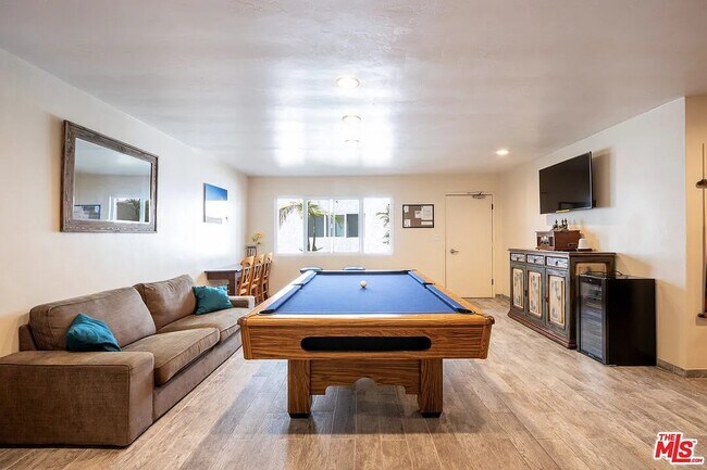 Billiards and Ping Pong - 2721 2nd St