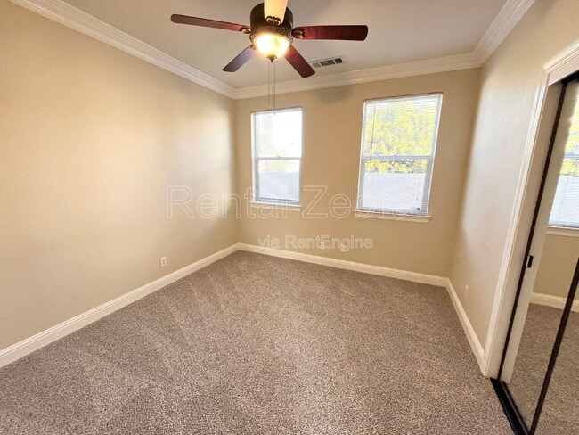 Building Photo - 13045 Ridgewood Way