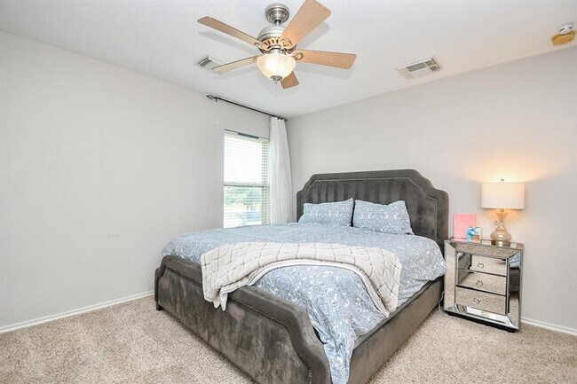 Building Photo - 25611 Winford Estate Dr