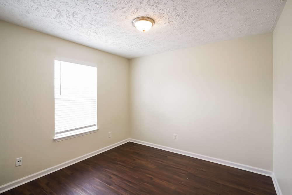 Building Photo - 305 Indian Park Dr