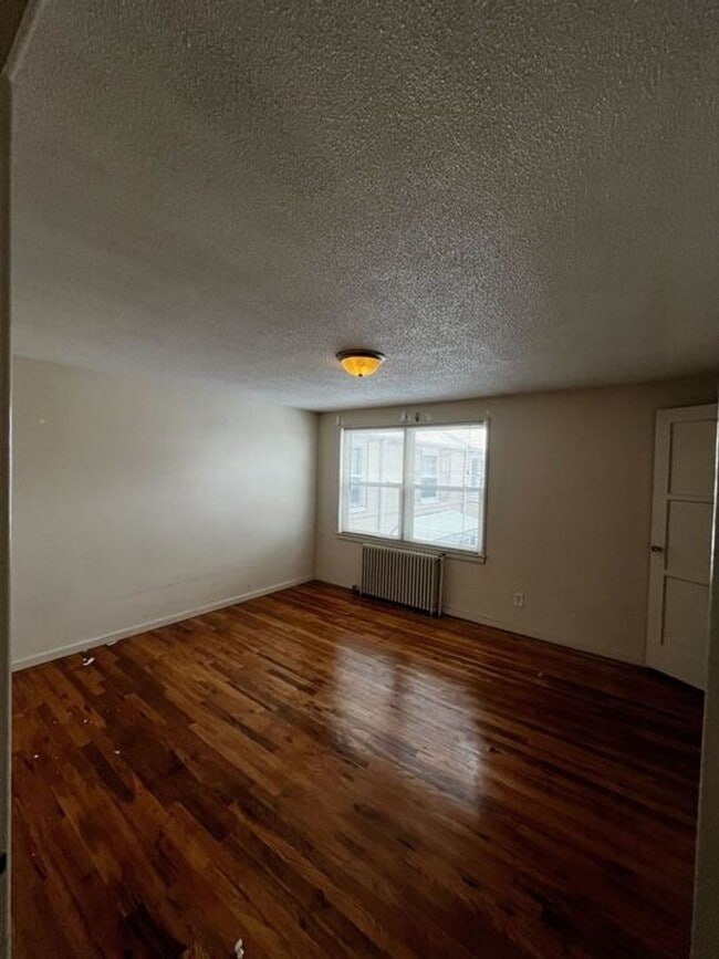 Building Photo - 2 BEDROOM 1 BATHROOM TOWNHOME CLOSE TO WARREN AIR FORCE BASE