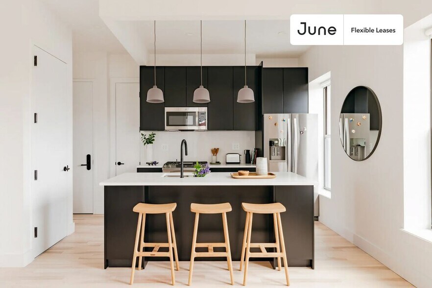 Building Photo - Welcoming ROOM at The Owens House