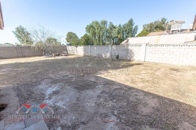 Building Photo - 1314 S 78th St