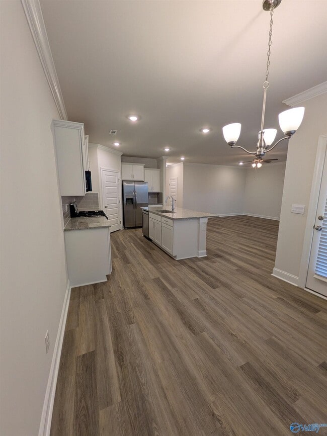 Building Photo - 336 Jackson Pt Cir