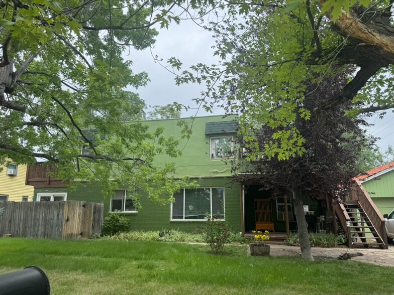 Primary Photo - 1611 W 12th St