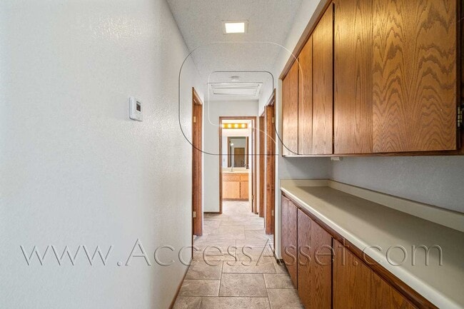 Building Photo - Charming 3 Bedroom Home with Spacious Yard in Wildomar