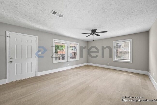 Building Photo - 721 Ford Pl