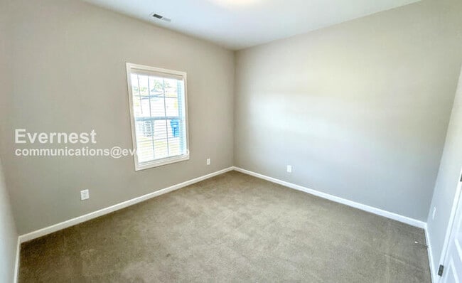 Building Photo - 1020 Echo Rdg Rd