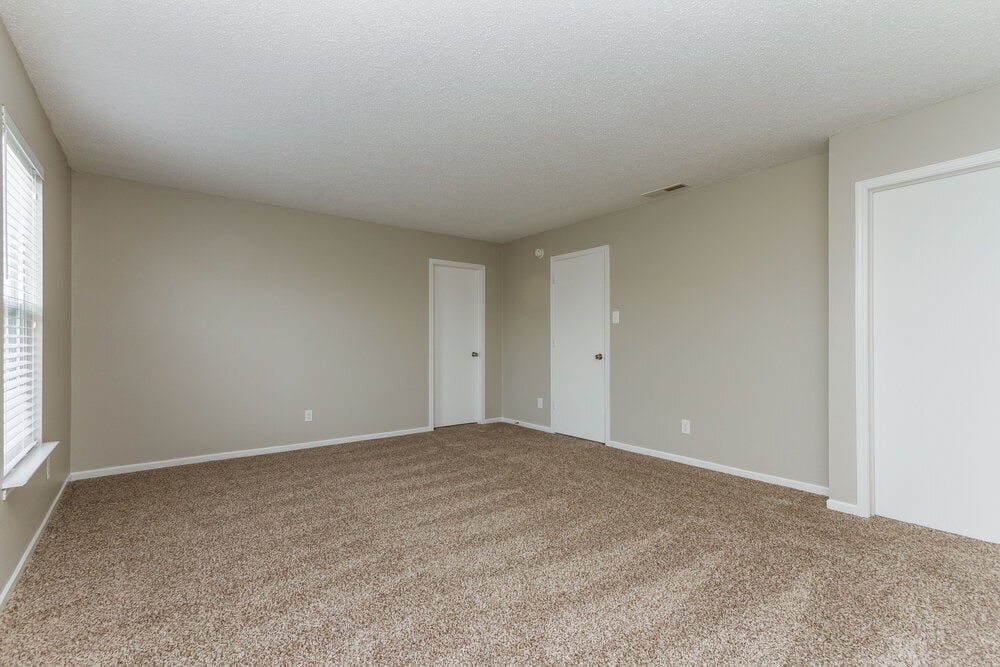 Building Photo - 924 Bentgrass Dr