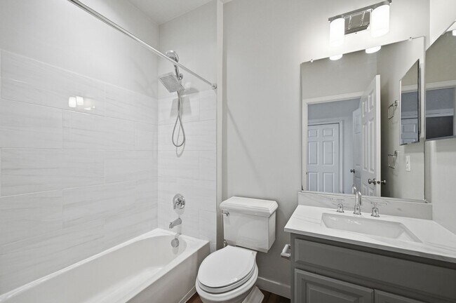 Building Photo - 24267 Purple Finch Dr