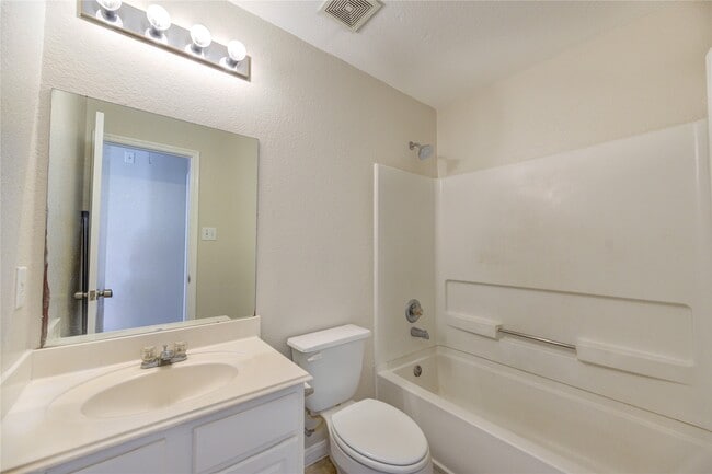 Building Photo - 15507 Western Skies Dr