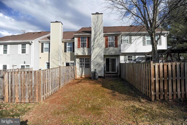 Building Photo - 128 Sulgrave Ct