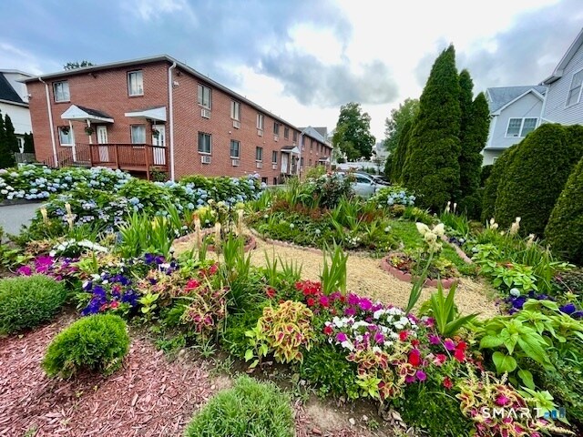 Building Photo - 31 Glenwood Ave