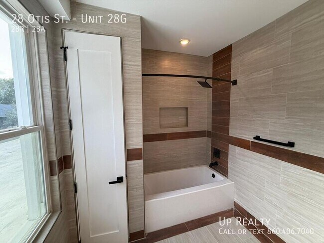 Building Photo - 28 Otis St