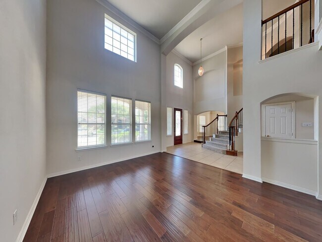 Building Photo - ENCHANTING 5 BEDROOM IN FRISCO!