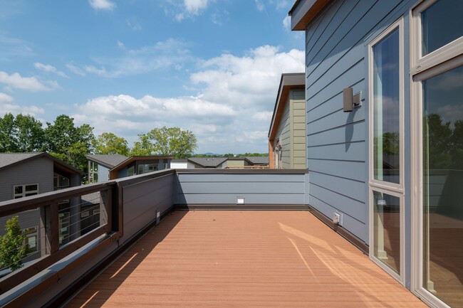 Building Photo - High View Neighborhood - Single-Family Home for Lease