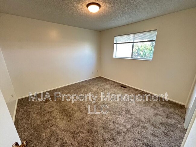 Building Photo - 1428 W 300 N