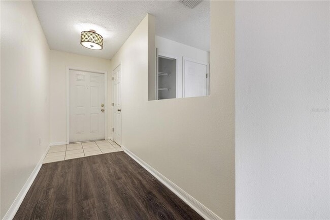 Building Photo - 8505 Edgewater Pl Blvd