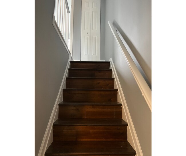 Building Photo - 2430 Potterfield Rd