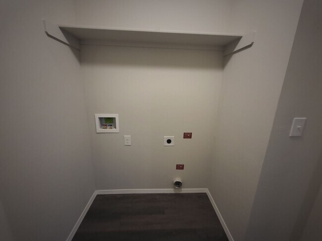 Building Photo - ?Home in the Edmond Area! ?