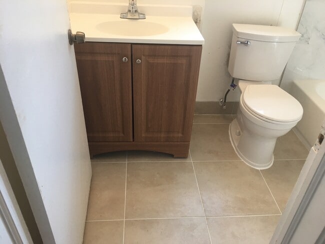 Upstairs bath - 1955 N Woodrow St