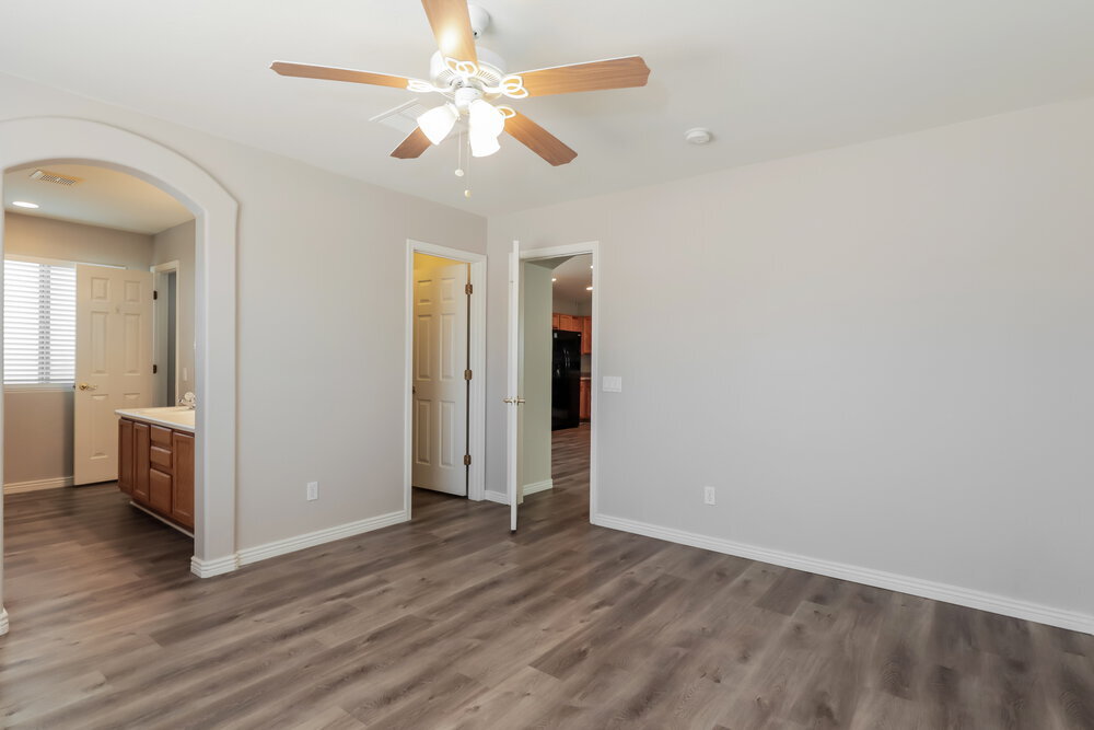 Building Photo - 7625 S Athel Tree Dr