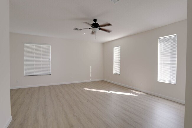 Building Photo - 2695 Palastro Way