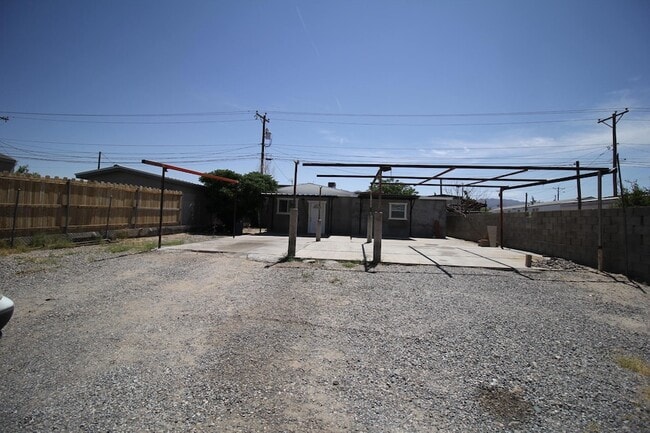 Building Photo - 8606 Gateway Blvd