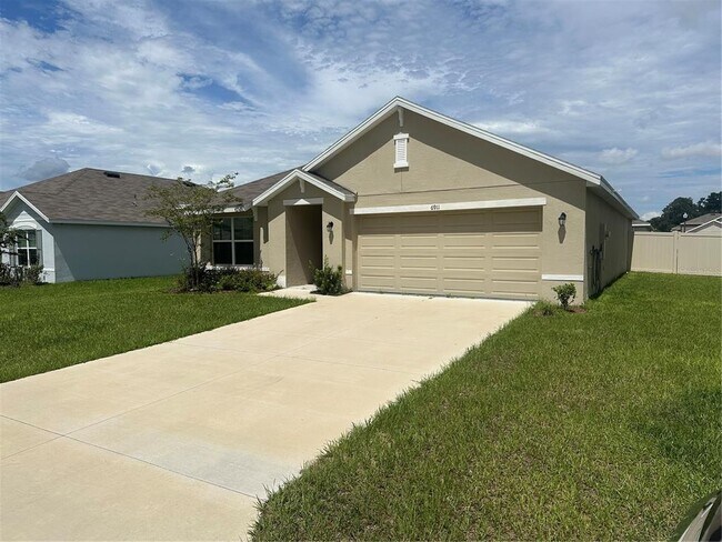 Building Photo - 6911 SE 112th Ln
