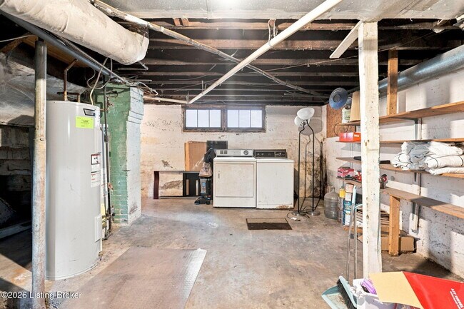 Building Photo - 103 N Hite Ave