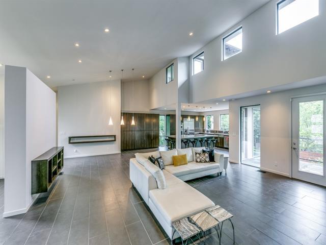 Building Photo - 919 Knott Pl