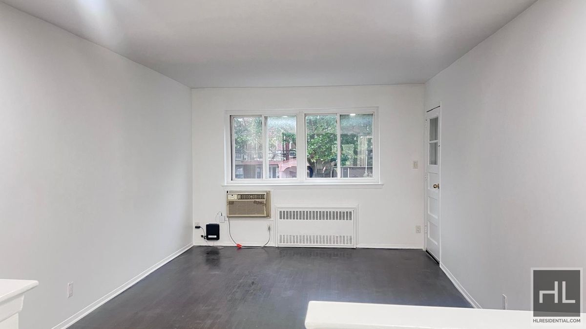 Building Photo - GUT RENOVATED VERY LARGE 3 BEDEROOMS W/ PR...