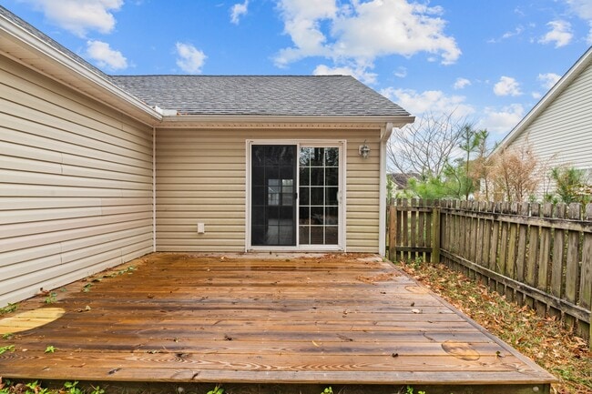 Building Photo - 180 Crooked Run Dr