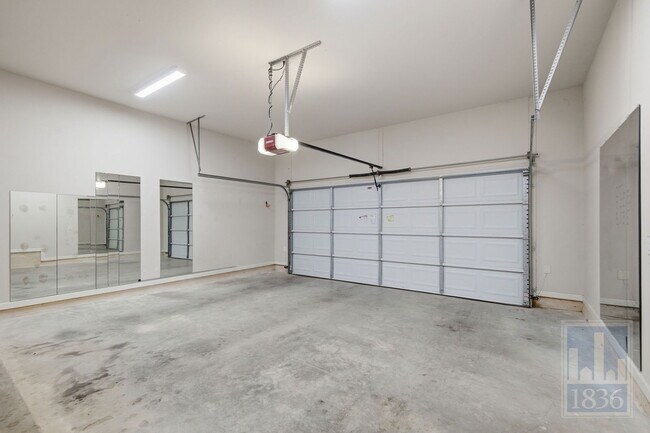 Building Photo - 14605 Running Deer Trail