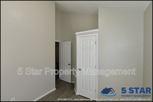 Building Photo - 12257 Robert Dahl Dr