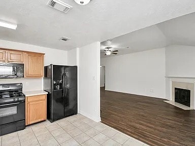 Building Photo - 16122 Cypress Point Dr