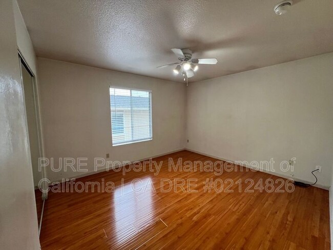 Building Photo - 170 Washington Ct