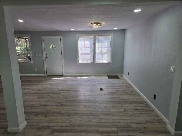 Building Photo - 1091 Shawnee Trail