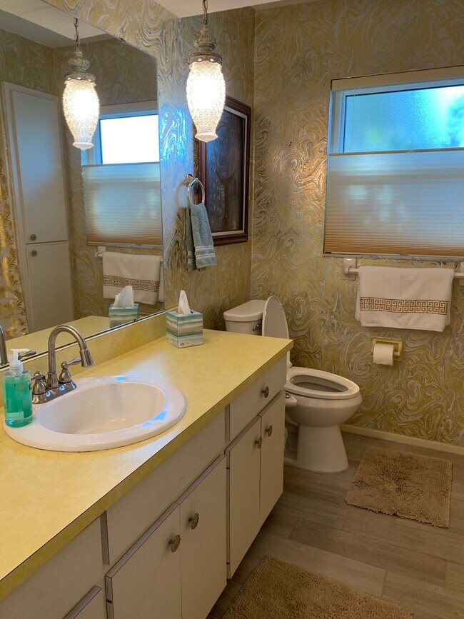 Building Photo - 6159 Rockefeller Ave