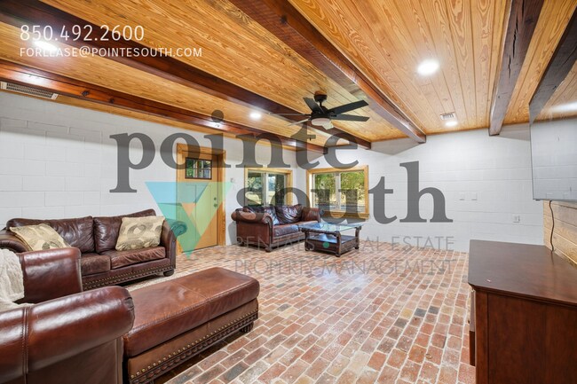 Building Photo - 27522 Burkhardt Dr