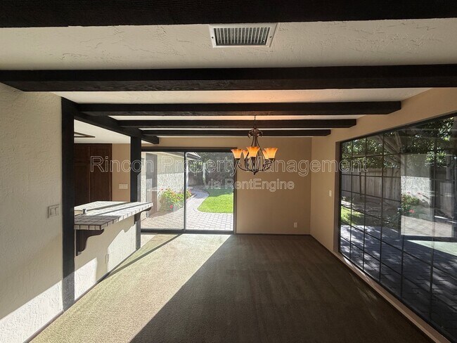 Building Photo - 408 Galvin Cir