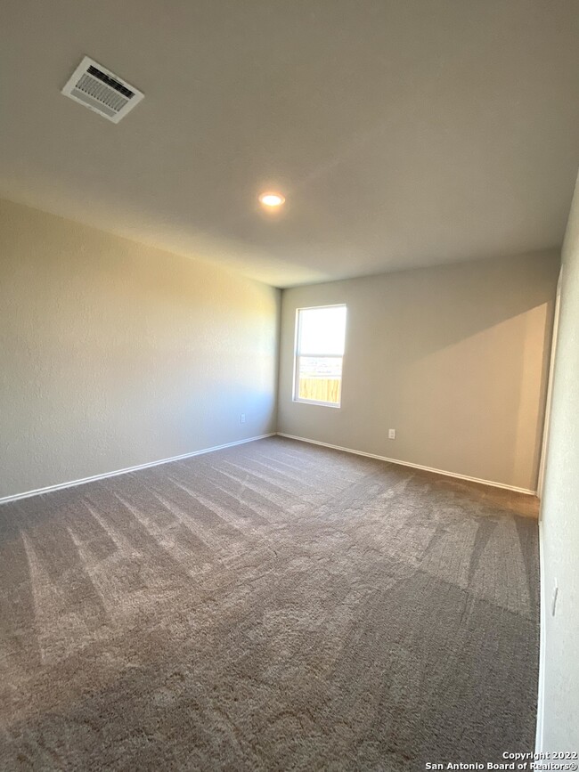 Building Photo - 2852 Rosefinch-