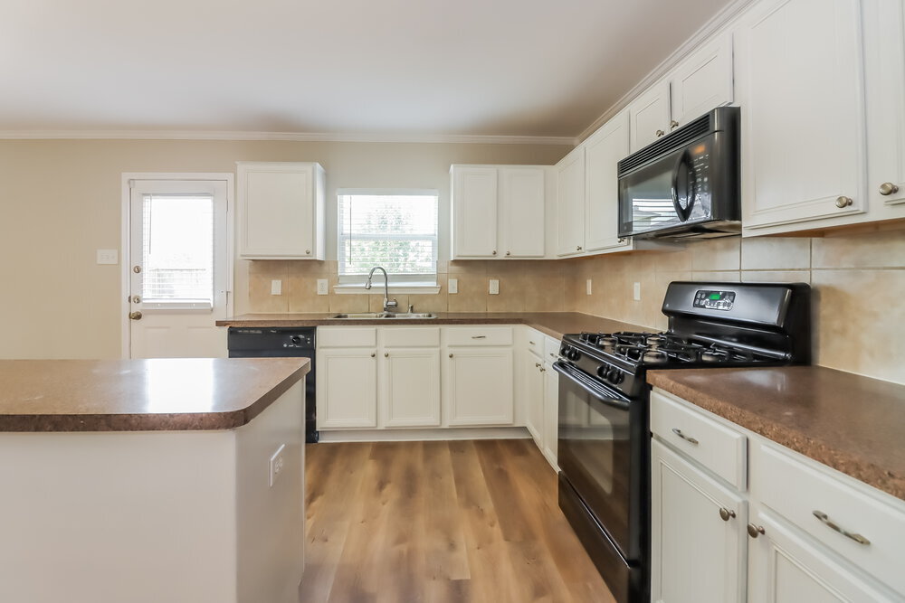 Building Photo - 7626 Village Mill Ln