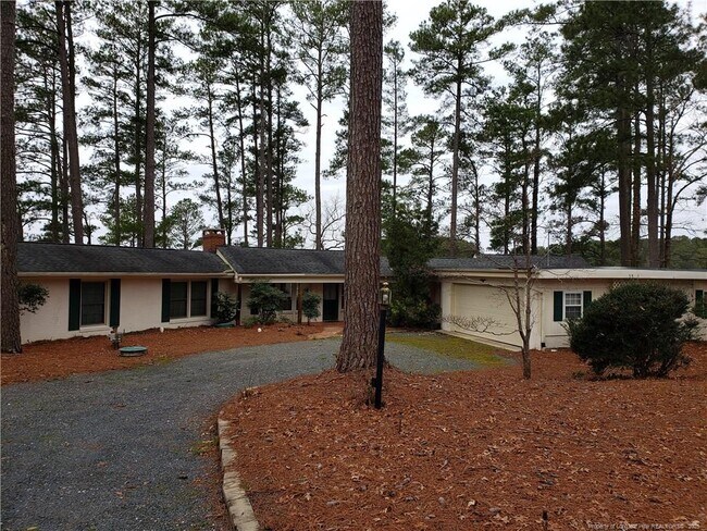 Building Photo - 9 Dixie Dr