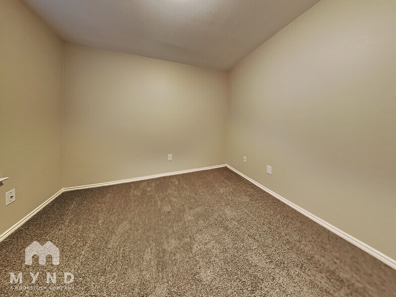 Building Photo - 3523 Avalon Castle Dr