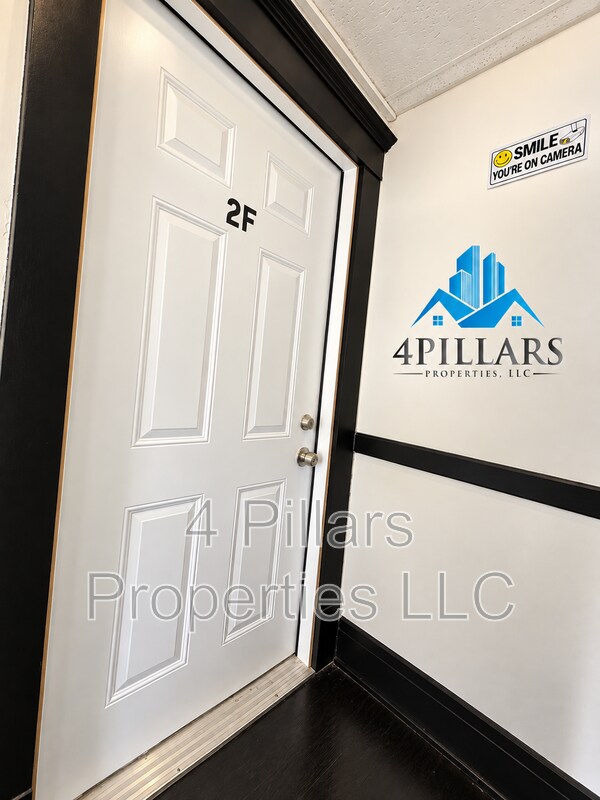 Building Photo - 544 Pennsylvania St